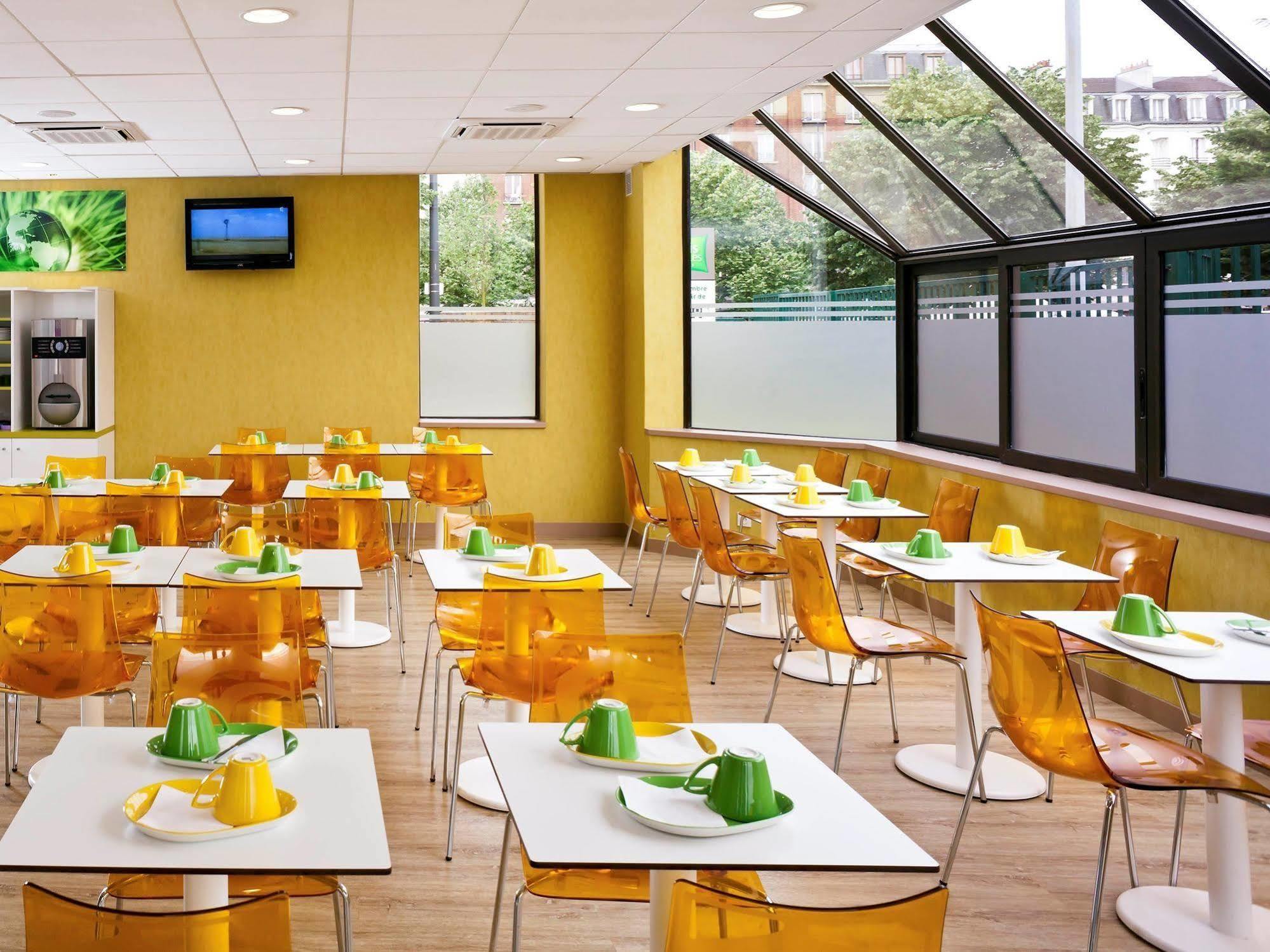 Ibis Styles Paris Saint Denis La Plaine Hotel Exterior foto
