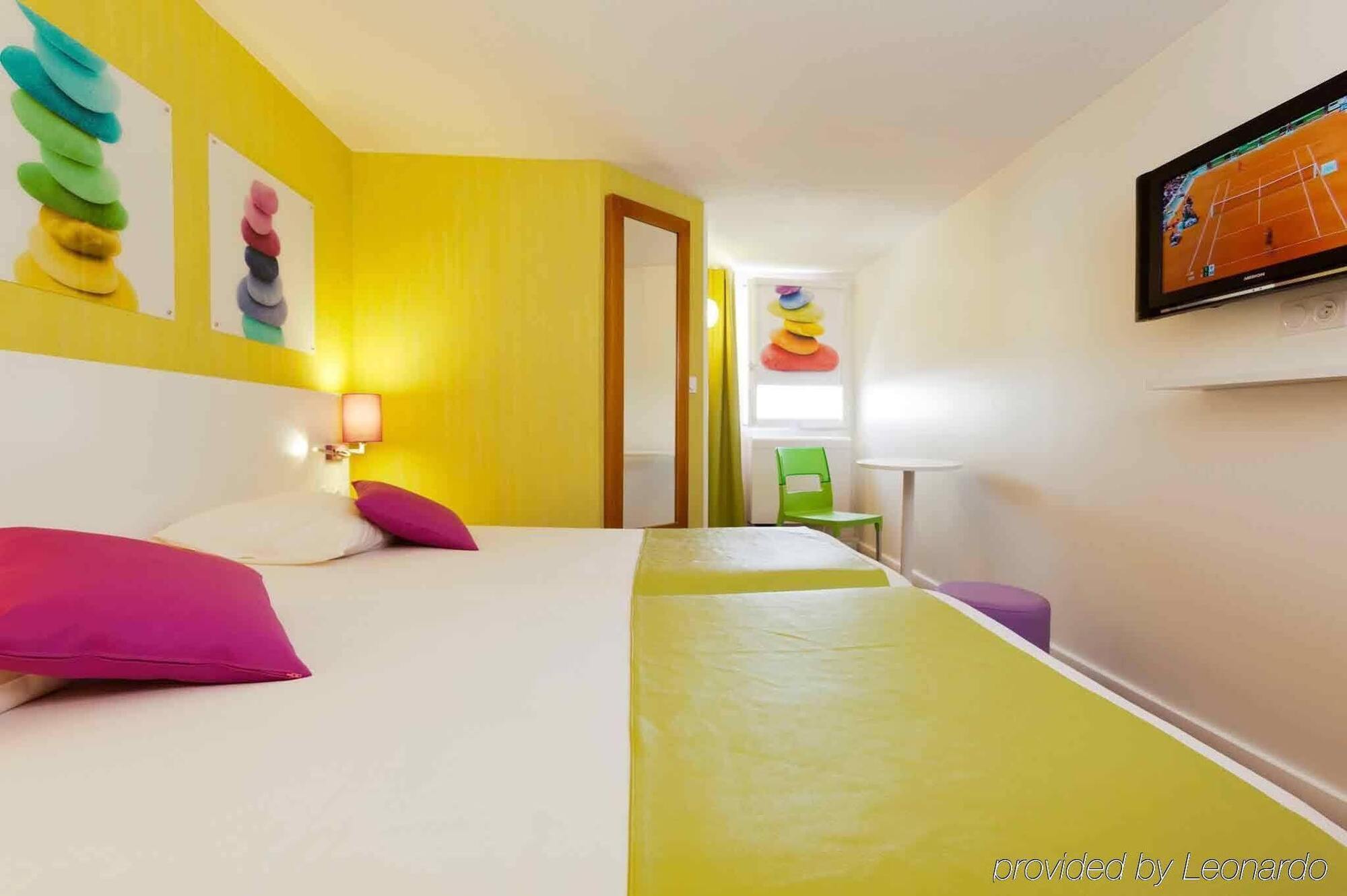 Ibis Styles Paris Saint Denis La Plaine Hotel Exterior foto